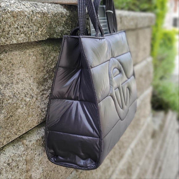 Moose Knuckles x Telfar Puffer Bag Medium - Picture 3 of 7